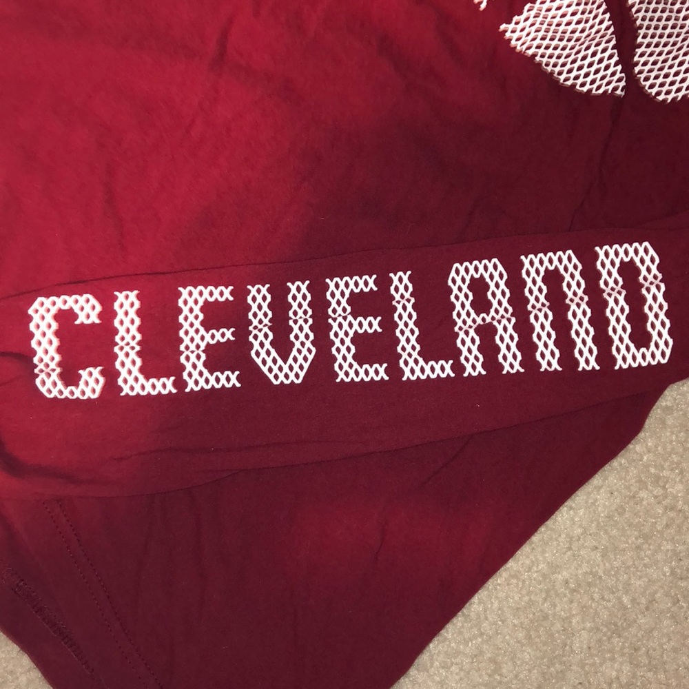 ADIDAS Men’s Cleveland Cavaliers Long Sleeve - Picture 2 of 3
